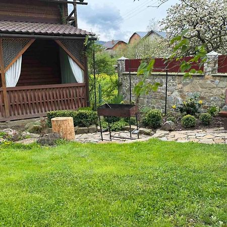 Затишок В Карпатах Vila Slavske Exterior foto